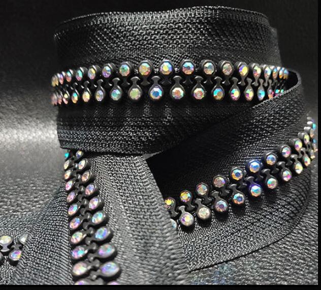 10#樹(shù)脂雙排彩鉆拉鏈